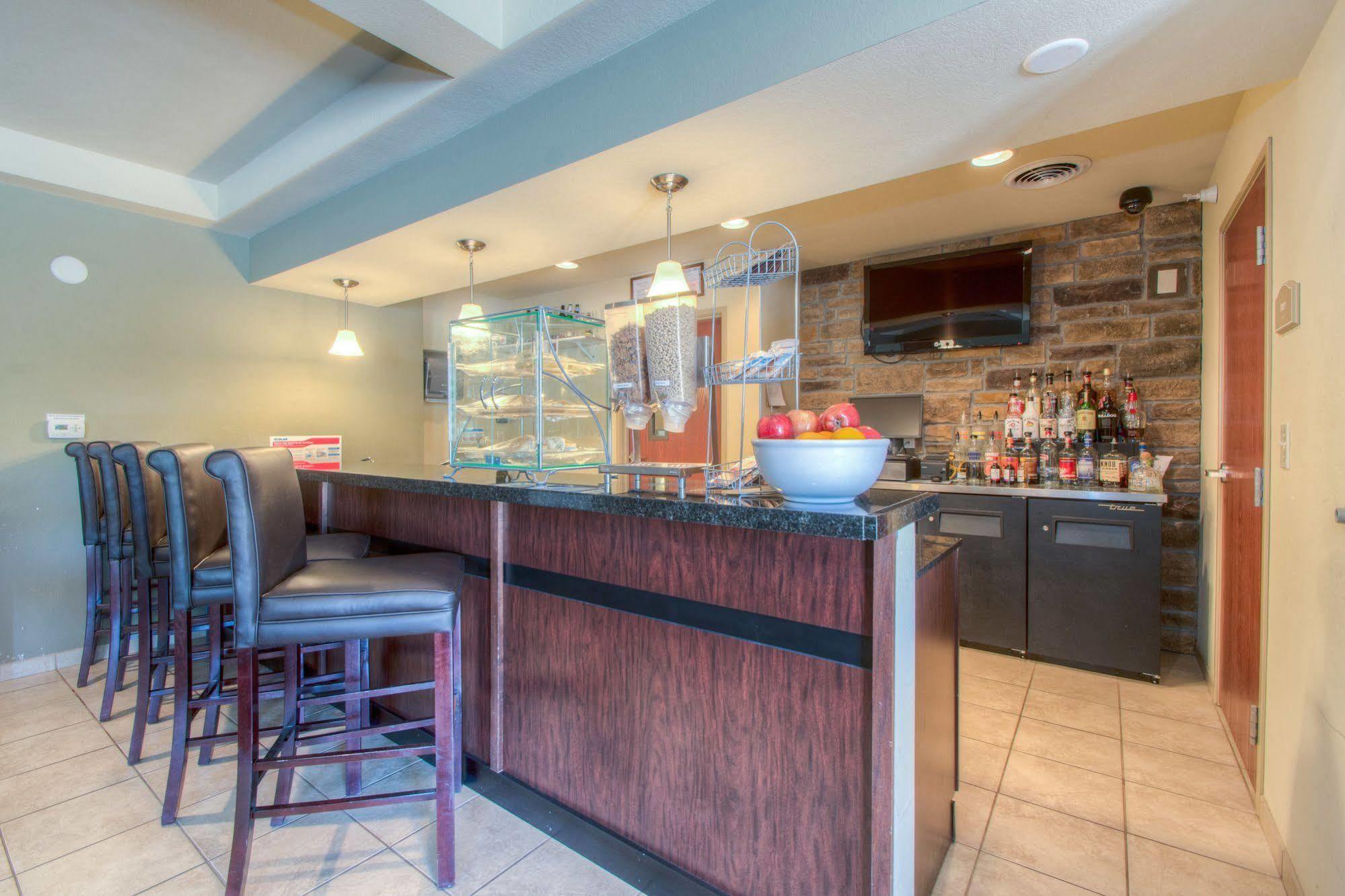 Cobblestone Inn & Suites - Wray Exterior foto